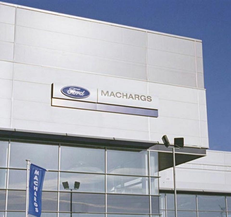 Machargs Car Showroom img 3